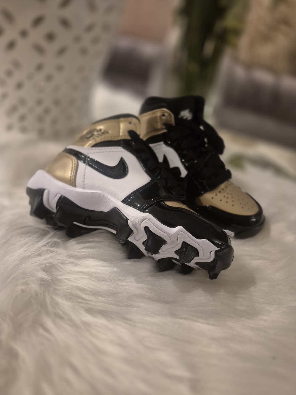 Jordan 1 Mid Kids' Multisport Cleat